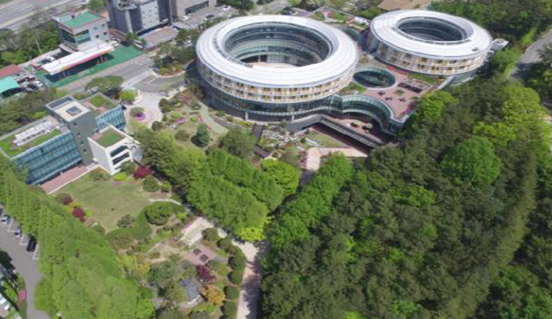 Halla Human Resource Development Center Bronze award (non-residence)